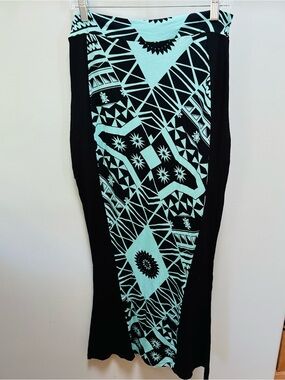 Missing Polynesia Long Skirt Size 2 Waist 28” Waist To Hem 40” Stretch Comfy NWT